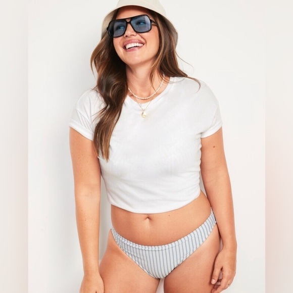 NWT! Mid-Rise Striped Seersucker Classic Bikini Swim Bottoms - Medium 💎 - Picture 1 of 9